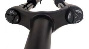 Marzocchi Bomber Z2 29" Federgabel 140mm RAIL 44mm-Offset Kabolt 15x110mm